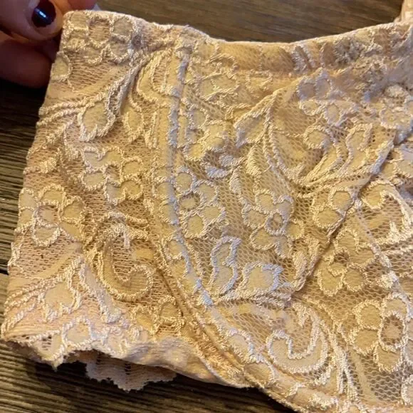 Sexy Lace Bra - Beige/Nude with Tag - Picture 9 of 13